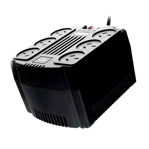 Estabilizador Forza 1600VA/800W 6 tomas Regulador autom 